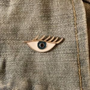 Eye 👁 Enamel Lapel Pin